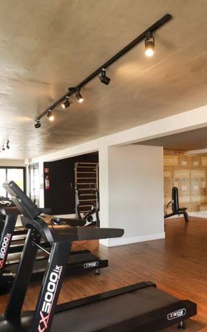 Apartamento à venda com 33m², 1 quarto e sem vagaÁrea externa