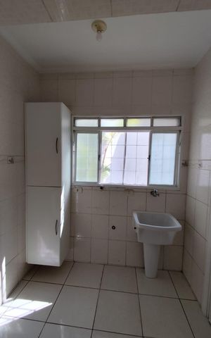 Casa de condomínio para alugar com 177m², 2 quartos e 1 vaga Casa de condomínio para alugar com 177m², 2 quartos e 1 vagaÁrea de serviço