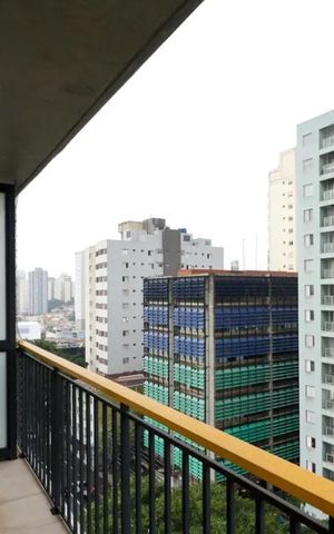 Apartamento à venda com 33m², 1 quarto e sem vaga Apartamento à venda com 33m², 1 quarto e sem vagaVaranda