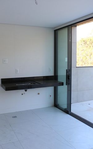 Apartamento à venda com 160m², 3 quartos e 2 vagasÁrea de Serviço