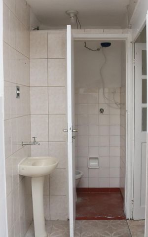 Casa para alugar com 80m², 2 quartos e 1 vagaÁrea de Serviço
