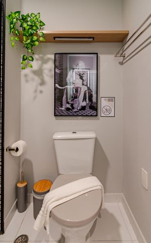 Studio para alugar com 26m², 1 quarto e sem vaga Studio para alugar com 26m², 1 quarto e sem vagaBanheiro