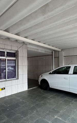 Casa para alugar com 45m², 1 quarto e 1 vaga Casa para alugar com 45m², 1 quarto e 1 vagaGaragem