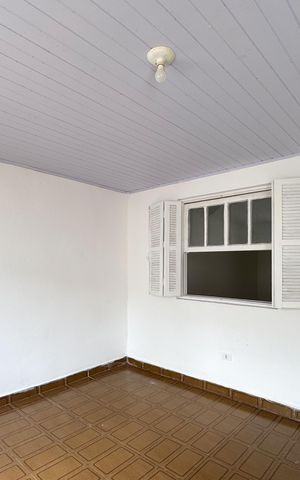Casa para alugar com 45m², 1 quarto e 1 vaga Casa para alugar com 45m², 1 quarto e 1 vagaSala