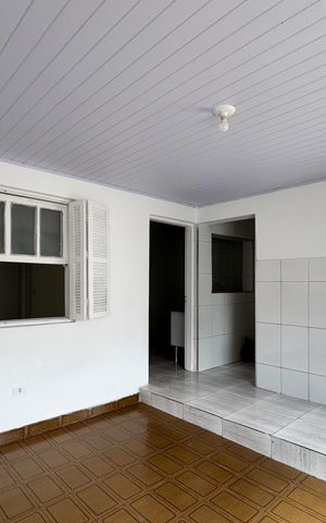 Casa para alugar com 45m², 1 quarto e 1 vaga Casa para alugar com 45m², 1 quarto e 1 vagaSala