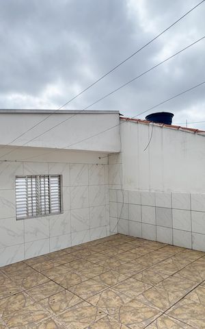 Casa para alugar com 45m², 1 quarto e 1 vaga Casa para alugar com 45m², 1 quarto e 1 vagaQuintal