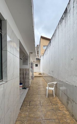 Casa para alugar com 45m², 1 quarto e 1 vaga Casa para alugar com 45m², 1 quarto e 1 vagaQuintal lateral