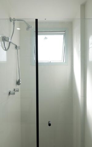 Apartamento para alugar com 52m², 2 quartos e 1 vaga Apartamento para alugar com 52m², 2 quartos e 1 vagaBanheiro da Suíte