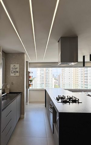 Apartamento para alugar com 137m², 3 quartos e 3 vagasCozinha 