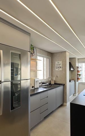Apartamento para alugar com 137m², 3 quartos e 3 vagasCozinha 
