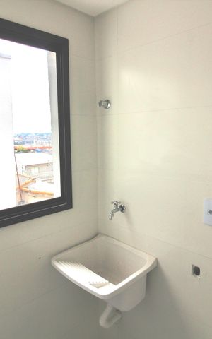 Apartamento à venda com 30m², 2 quartos e sem vaga Apartamento à venda com 30m², 2 quartos e sem vagaÁrea de Serviço