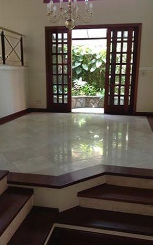 Casa à venda com 450m², 4 quartos e 9 vagas