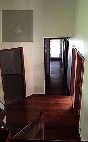 Casa à venda com 450m², 4 quartos e 9 vagas