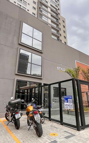 Apartamento à venda com 82m², 3 quartos e 2 vagasFachada + plaquinha