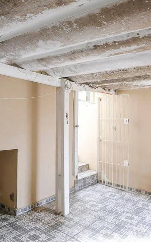 Casa à venda com 70m², 1 quarto e 1 vagaGaragem