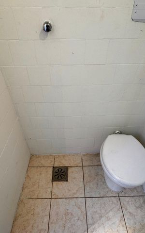 Casa para alugar com 35m², 1 quarto e sem vaga
