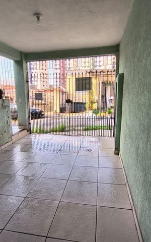 Casa à venda com 100m², 2 quartos e 1 vaga Casa à venda com 100m², 2 quartos e 1 vagaÁrea externa