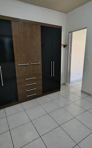 Casa à venda com 100m², 2 quartos e 1 vaga Casa à venda com 100m², 2 quartos e 1 vagaQuarto