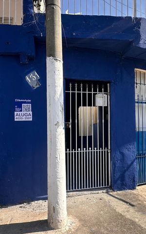 Casa para alugar com 100m², 2 quartos e 1 vaga Casa para alugar com 100m², 2 quartos e 1 vagaFachada