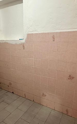 Casa para alugar com 100m², 2 quartos e 1 vaga Casa para alugar com 100m², 2 quartos e 1 vagaBanheiro social