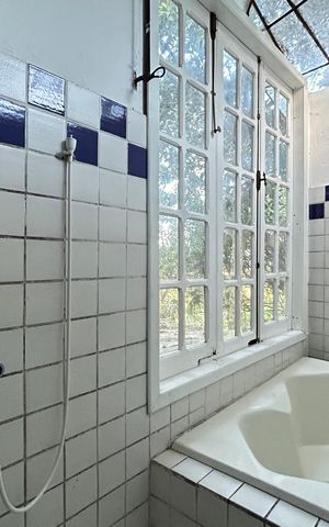 Casa para alugar com 110m², 5 quartos e 4 vagas Casa para alugar com 110m², 5 quartos e 4 vagasBanheiro