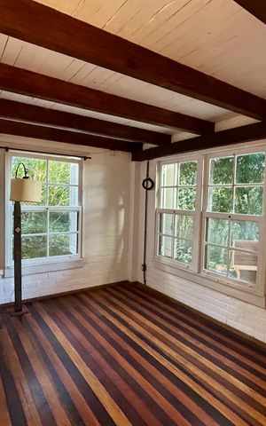 Casa para alugar com 110m², 5 quartos e 4 vagas Casa para alugar com 110m², 5 quartos e 4 vagasSala