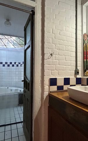 Casa para alugar com 110m², 5 quartos e 4 vagas Casa para alugar com 110m², 5 quartos e 4 vagasBanheiro