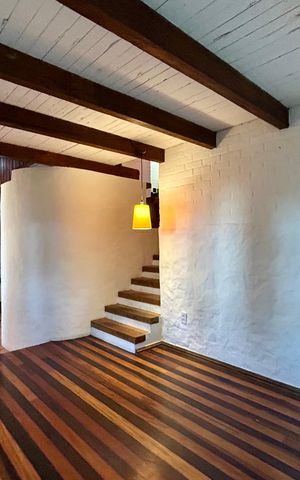 Casa para alugar com 110m², 5 quartos e 4 vagas Casa para alugar com 110m², 5 quartos e 4 vagasSala