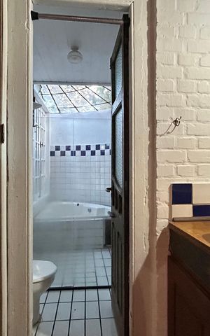 Casa para alugar com 110m², 5 quartos e 4 vagas Casa para alugar com 110m², 5 quartos e 4 vagasBanheiro
