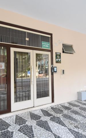 Apartamento à venda com 43m², 1 quarto e sem vagaFachada