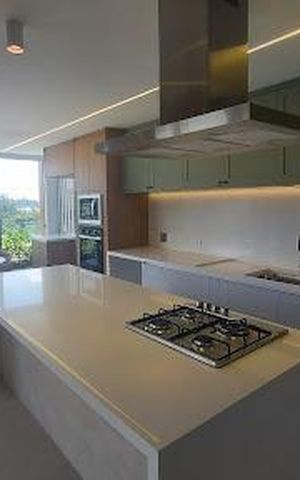 Casa à venda com 492m², 4 quartos e 6 vagas