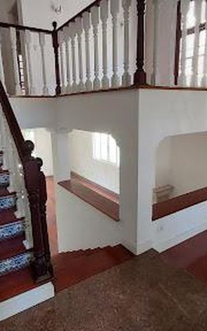 Casa à venda com 266m², 3 quartos e 4 vagas