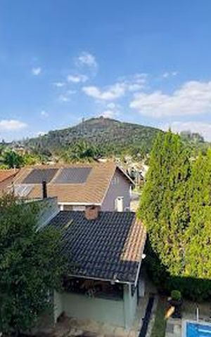 Casa à venda com 266m², 3 quartos e 4 vagas