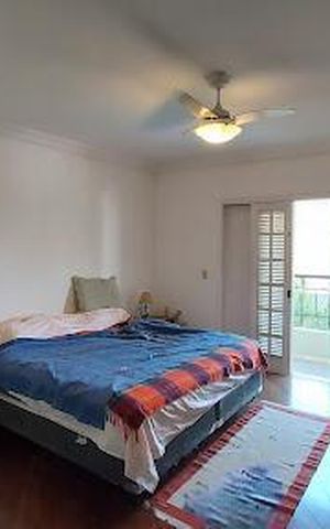 Casa à venda com 266m², 3 quartos e 4 vagas
