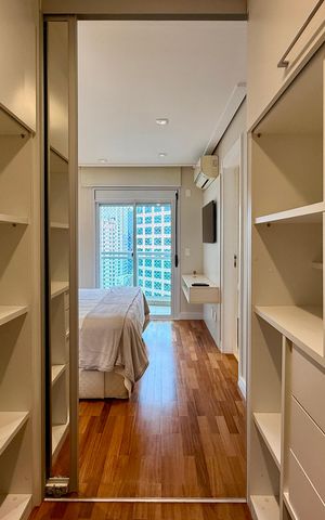 Apartamento para alugar com 143m², 3 quartos e 3 vagas Apartamento para alugar com 143m², 3 quartos e 3 vagasCloset Suíte 3