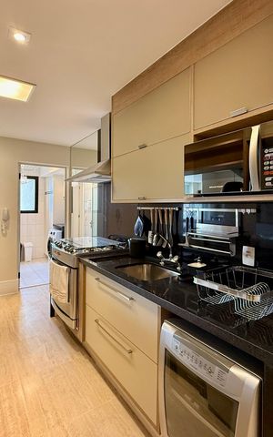 Apartamento para alugar com 143m², 3 quartos e 3 vagas Apartamento para alugar com 143m², 3 quartos e 3 vagasCozinha