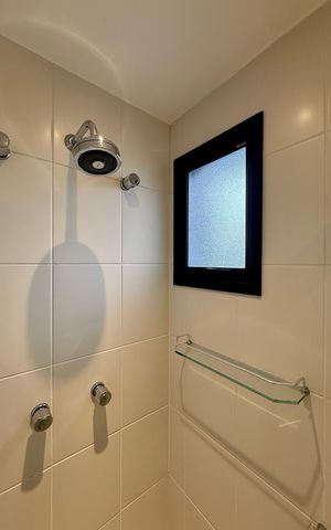 Apartamento para alugar com 143m², 3 quartos e 3 vagas Apartamento para alugar com 143m², 3 quartos e 3 vagasBanheiro Suíte 1