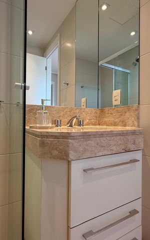 Apartamento para alugar com 143m², 3 quartos e 3 vagas Apartamento para alugar com 143m², 3 quartos e 3 vagasBanheiro Suíte 1