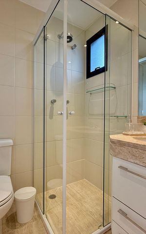 Apartamento para alugar com 143m², 3 quartos e 3 vagas Apartamento para alugar com 143m², 3 quartos e 3 vagasBanheiro Suíte 1