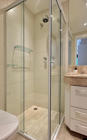 Apartamento para alugar com 143m², 3 quartos e 3 vagas Apartamento para alugar com 143m², 3 quartos e 3 vagasBanheiro Suíte 2