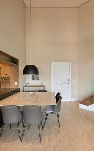 Apartamento para alugar com 143m², 3 quartos e 3 vagas Apartamento para alugar com 143m², 3 quartos e 3 vagasSala