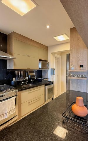 Apartamento para alugar com 143m², 3 quartos e 3 vagas Apartamento para alugar com 143m², 3 quartos e 3 vagasCozinha