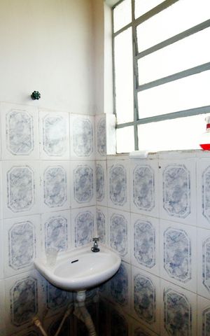 Casa para alugar com 60m², 2 quartos e sem vagaBanheiro