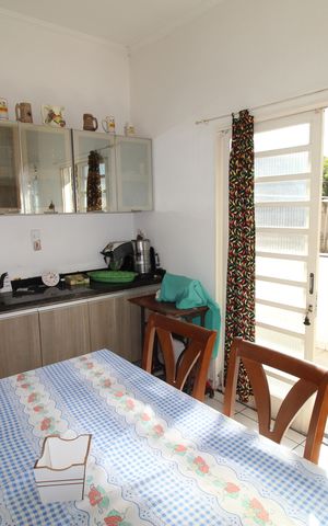 Casa para alugar com 512m², 3 quartos e 6 vagasCozinha