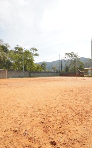 Casa de condomínio para alugar com 61m², 3 quartos e 2 vagasCampinho de Futebol