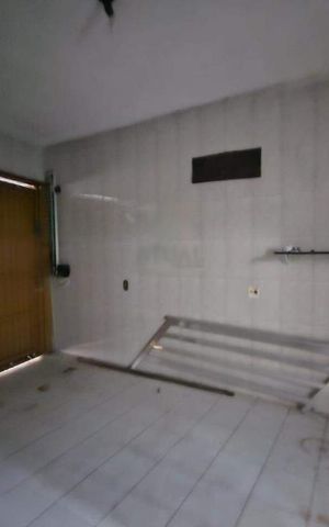 Casa à venda com 131m², 2 quartos e 1 vaga