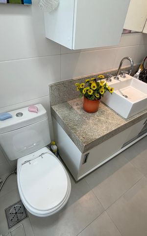 Apartamento para alugar com 63m², 1 quarto e 1 vaga Apartamento para alugar com 63m², 1 quarto e 1 vagaBanheiro da suíte