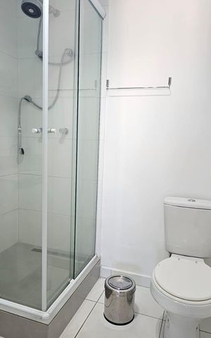 Apartamento à venda com 67m², 1 quarto e 1 vaga Apartamento à venda com 67m², 1 quarto e 1 vagaBanheiro