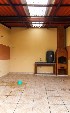 Casa à venda com 300m², 3 quartos e 3 vagas Casa à venda com 300m², 3 quartos e 3 vagasÀrea gourmet