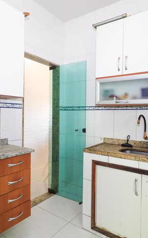 Apartamento à venda com 82m², 2 quartos e 1 vaga Apartamento à venda com 82m², 2 quartos e 1 vagaCozinha